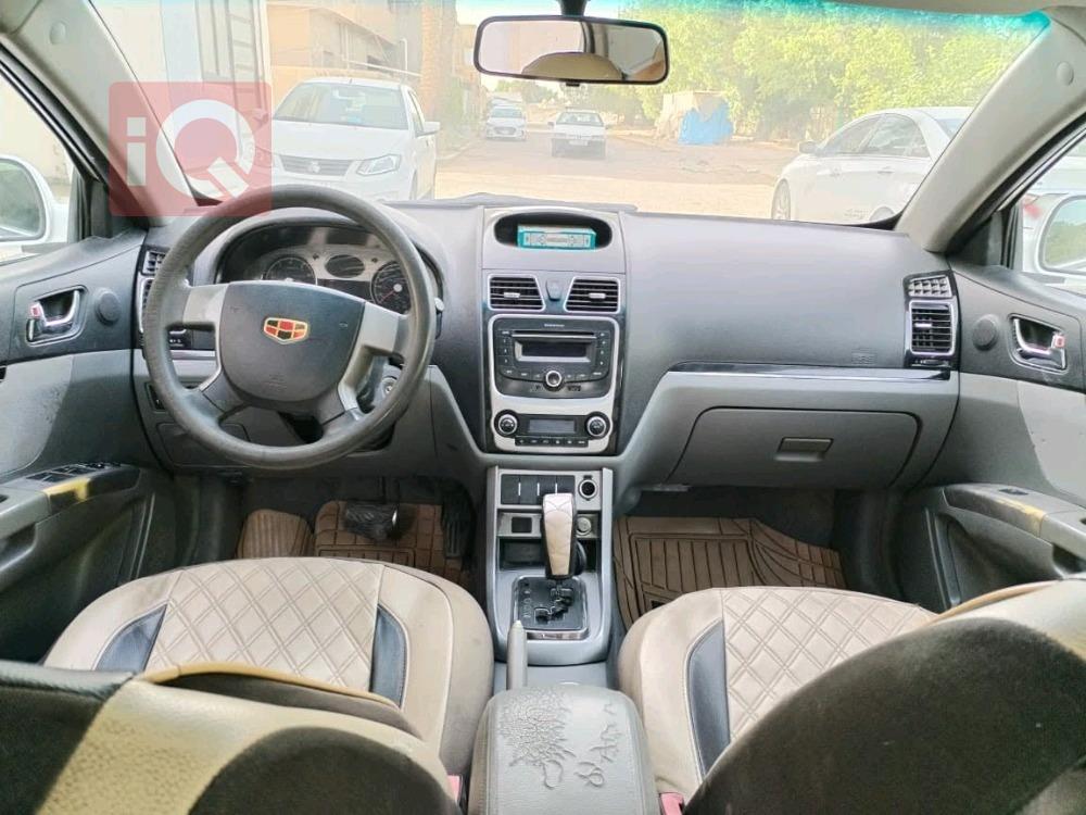 جيلي امجراند EC8